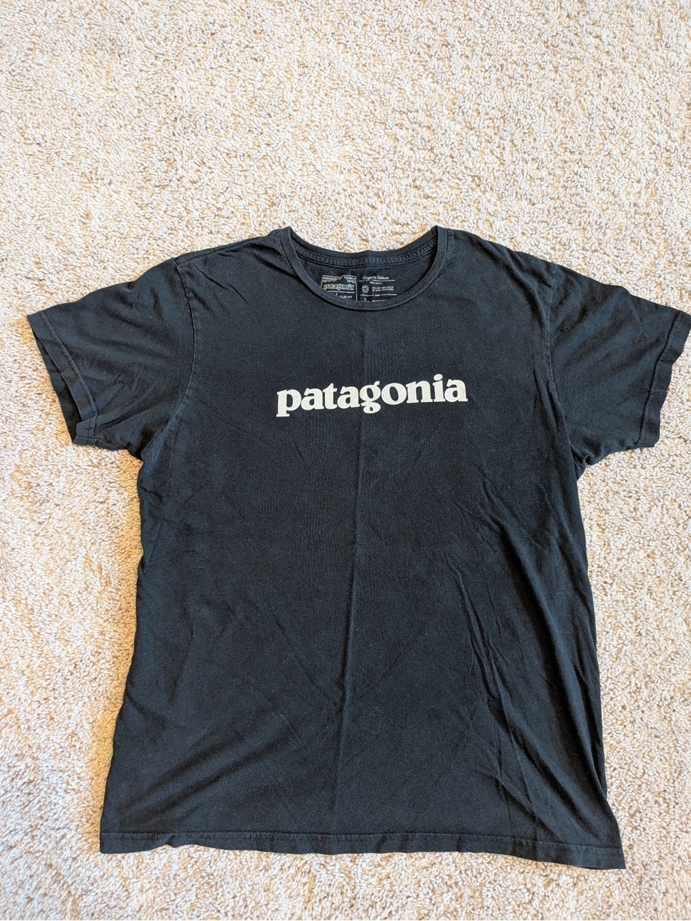 Patagonia Logo T-Shirt Black Organic Cotton Size Large
